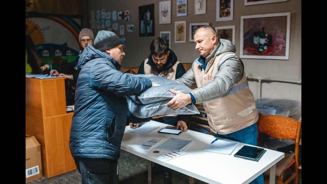 Bombing in Dnipro: the European Union and Atlas Logistics help the victims
