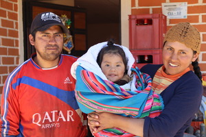 Rosalía, Jair et son père. © M. Campos / HI