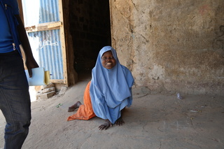 Roumanatou at home, in Maradi, Niger. © J. Labeur / HI