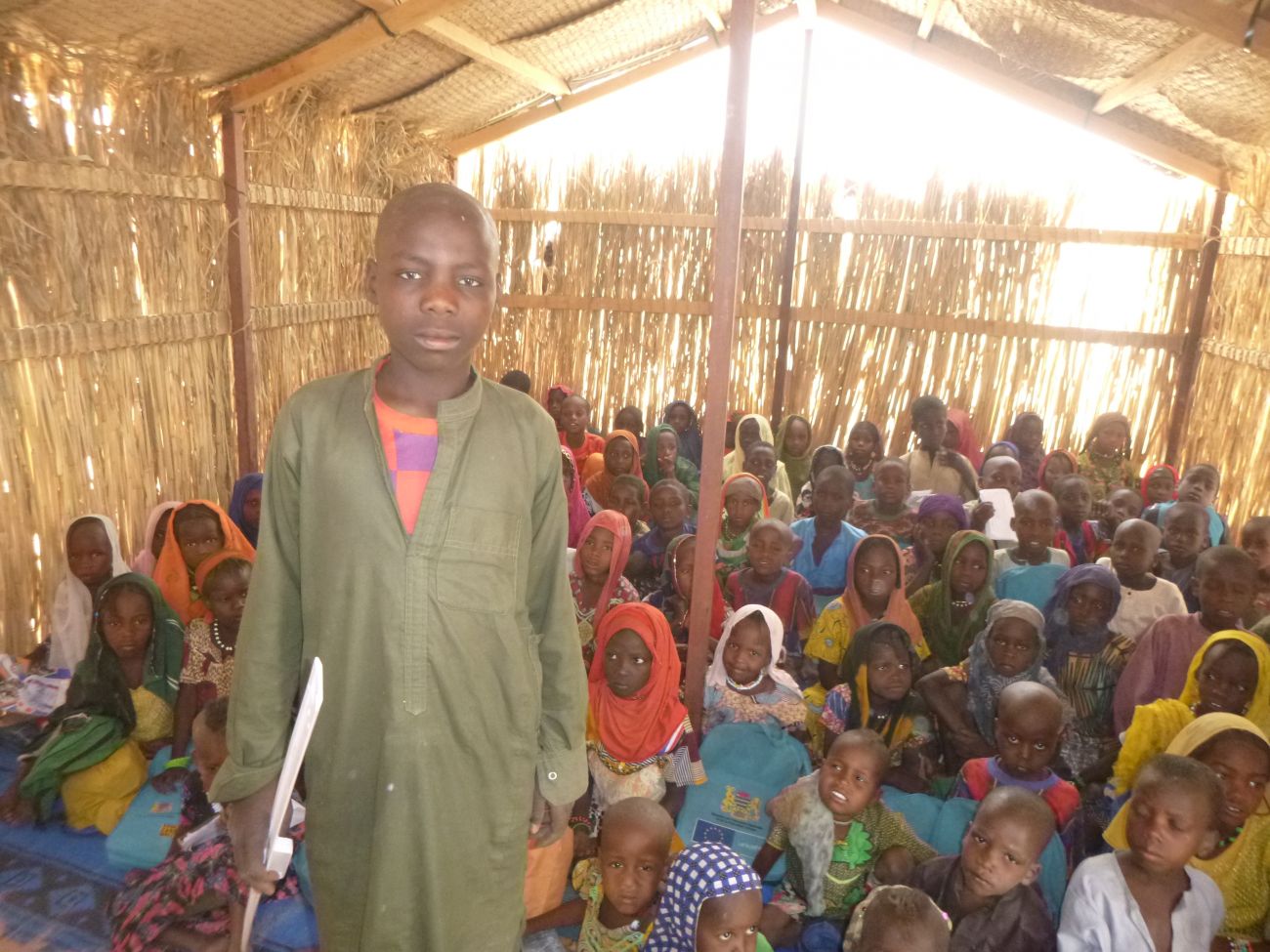 © HI. Mai Djibrillah dans une salle de classe.