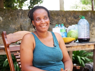 Maïbata chez elle, à Ziguinchor. © A. Stachurski / HI