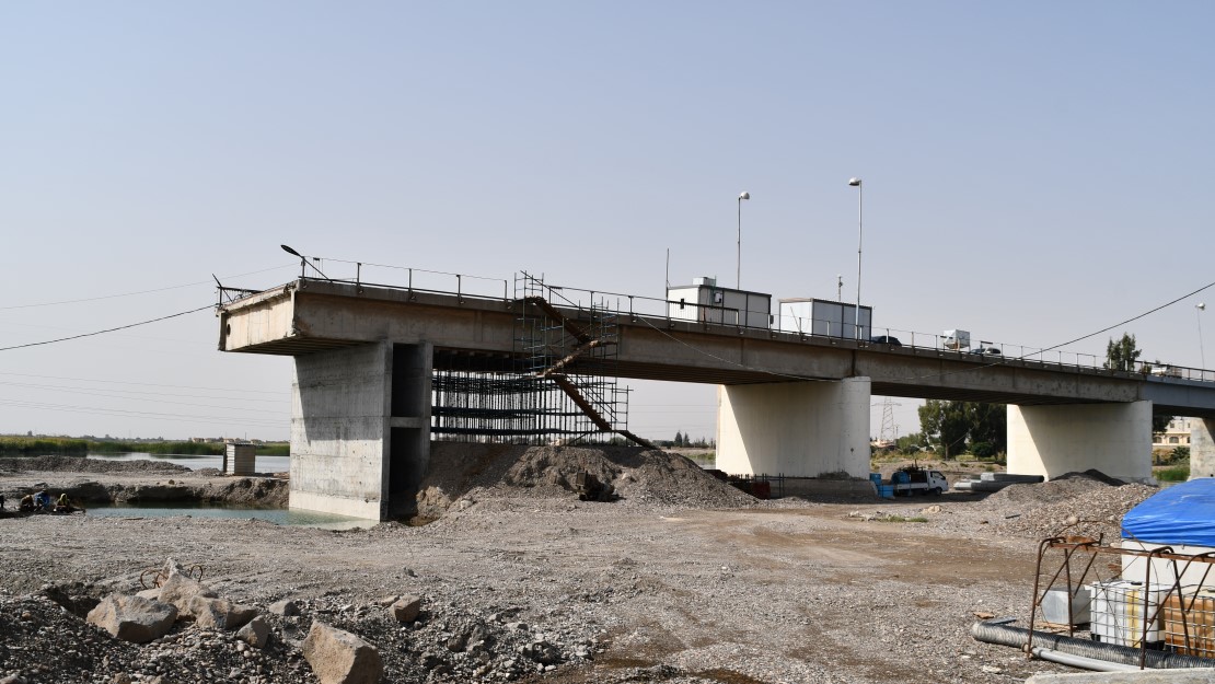 Raqqa : HI démine une partie de l’Euphrate pour permettre la reconstruction d'un pont
